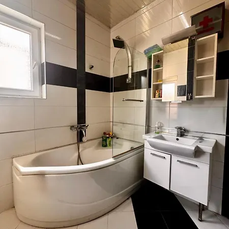 Lido Apartmán *
